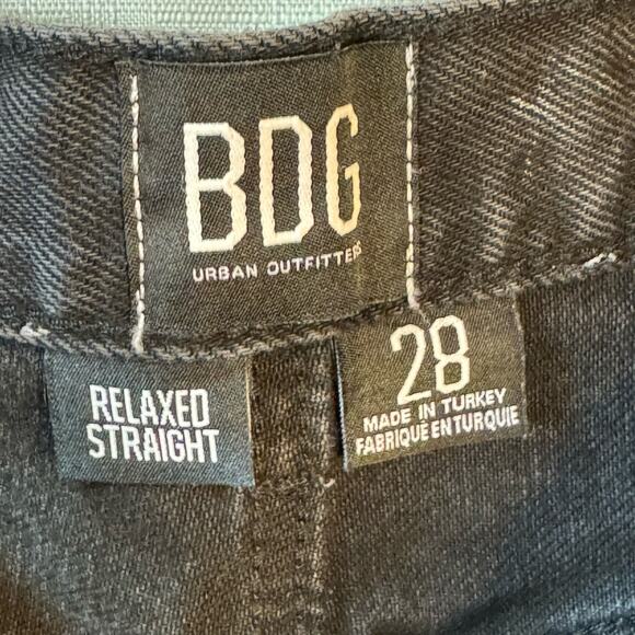 BDG‎ Relaxed Straight Jean Size 28 High Rise Distressed Grunge Streetwear Goth - Picture 3 of 11